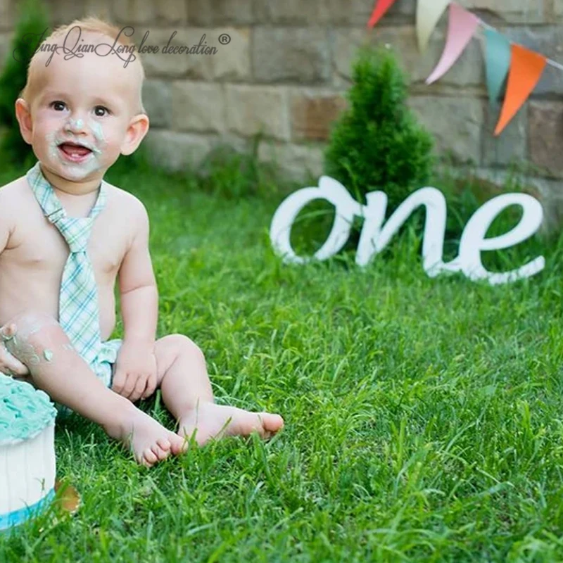 Een Teken Foto Prop voor de Eerste Verjaardag fotoshoot voor Baby ' s Houten hekje Fotograaf hekje5
